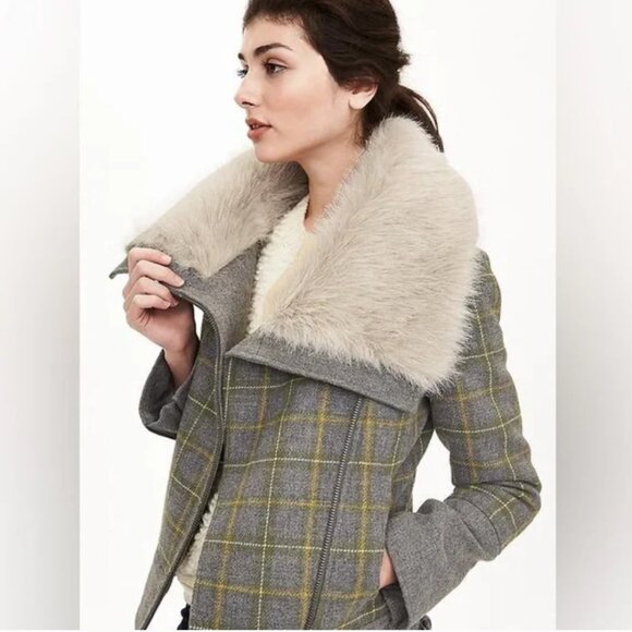 NWOT Banana Republic Faux Fur Plaid Check Moto Jacket Coat Size Petite Small - Picture 8 of 11